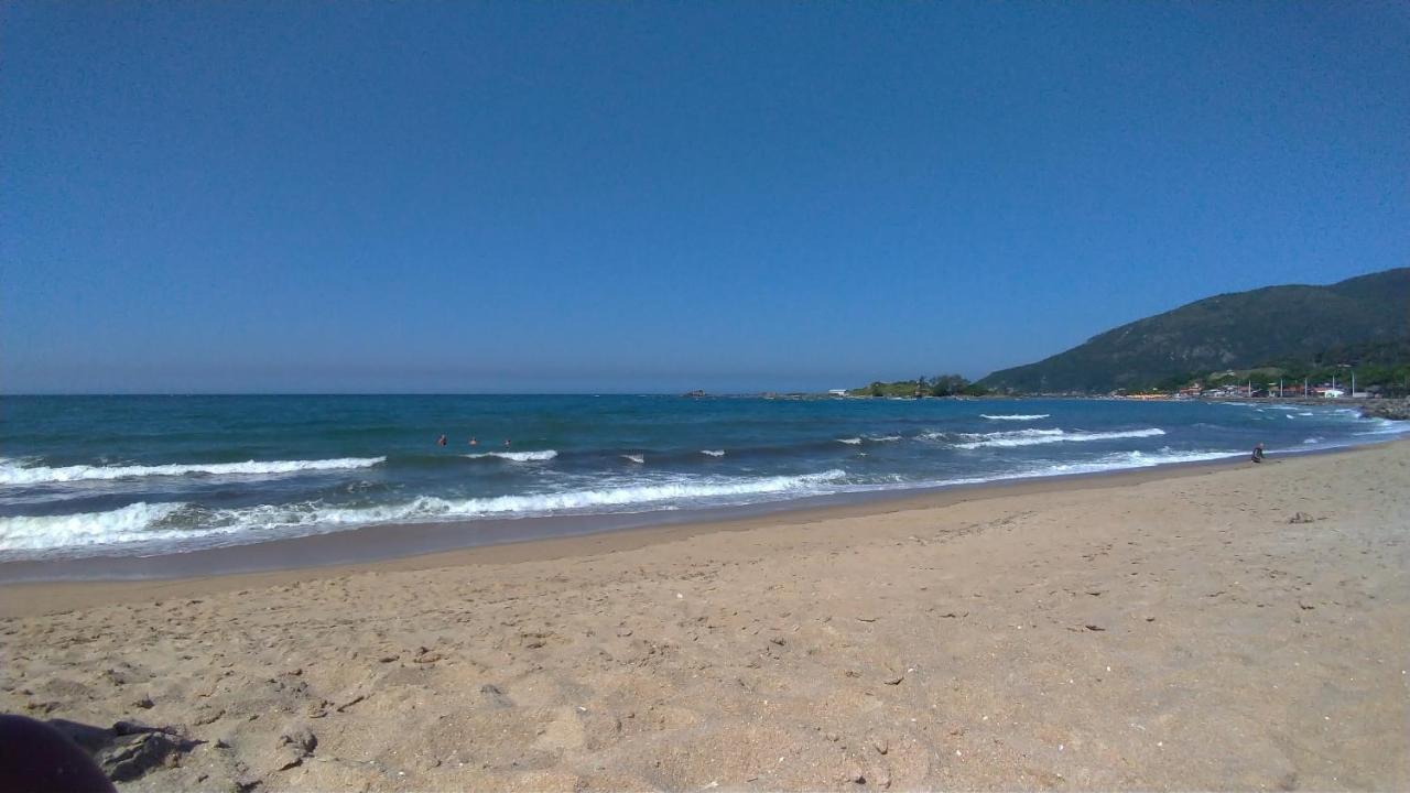 Chale Praia Da Armacao Florianópolis Buitenkant foto